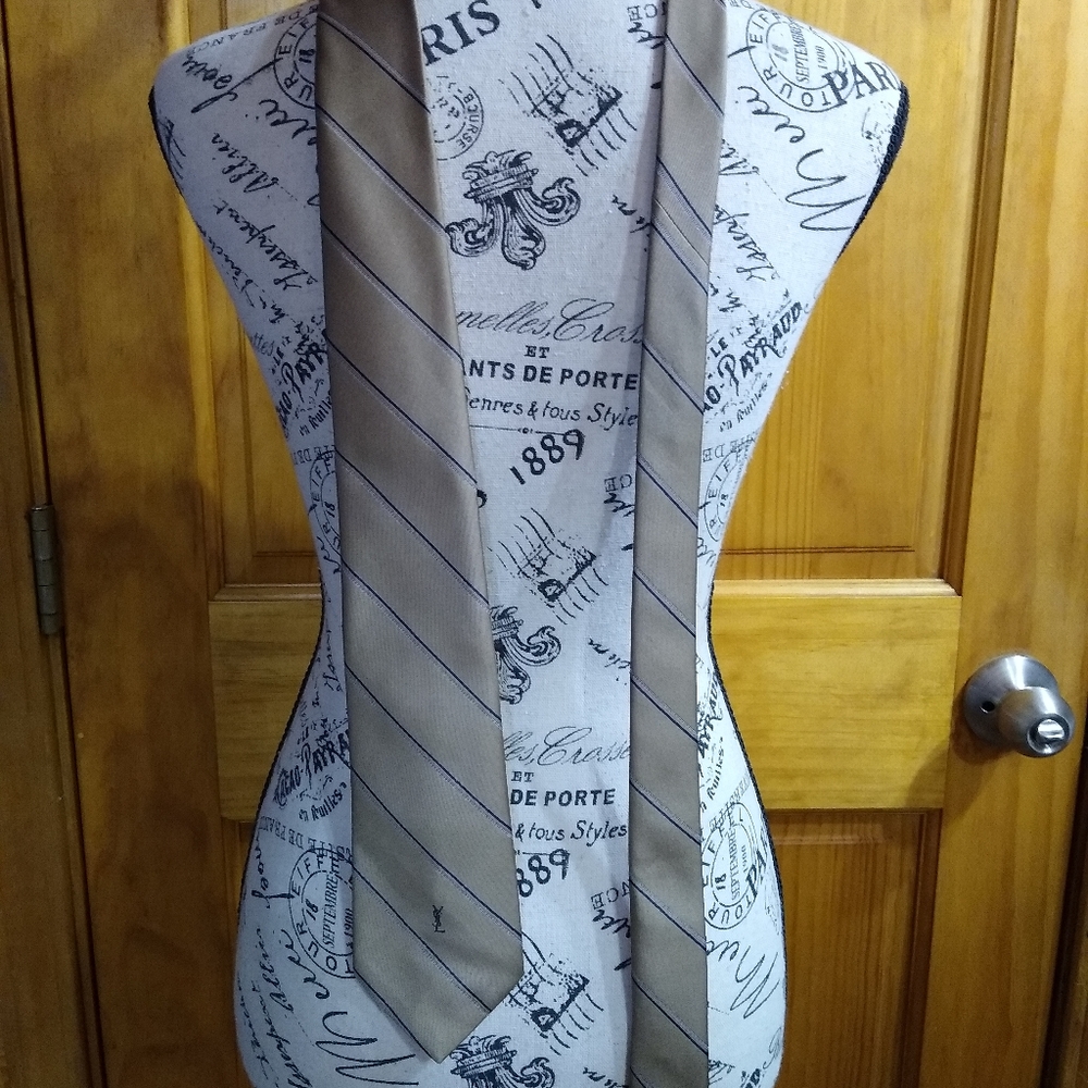 Yves Saint Laurent Tie